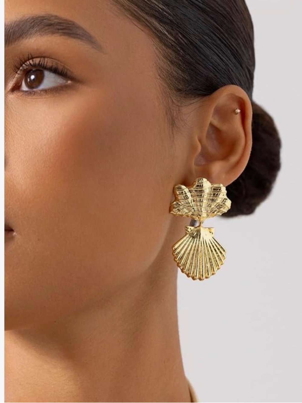 PAVOI 14K Gold Plated Dangle Sea Shell Earrings Statement Seashell Drop Dangle